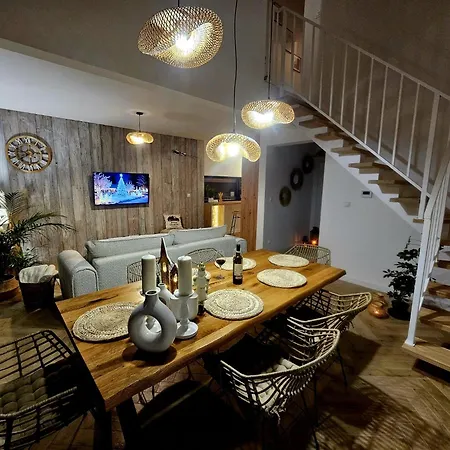 Stodoly Na Wzgorzu Villa *