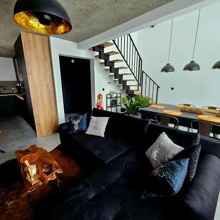 Stodoly Na Wzgorzu *