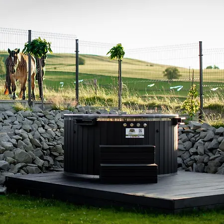 Stodoly Na Wzgorzu Villa