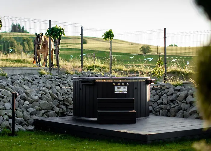 Stodoly Na Wzgorzu Villa